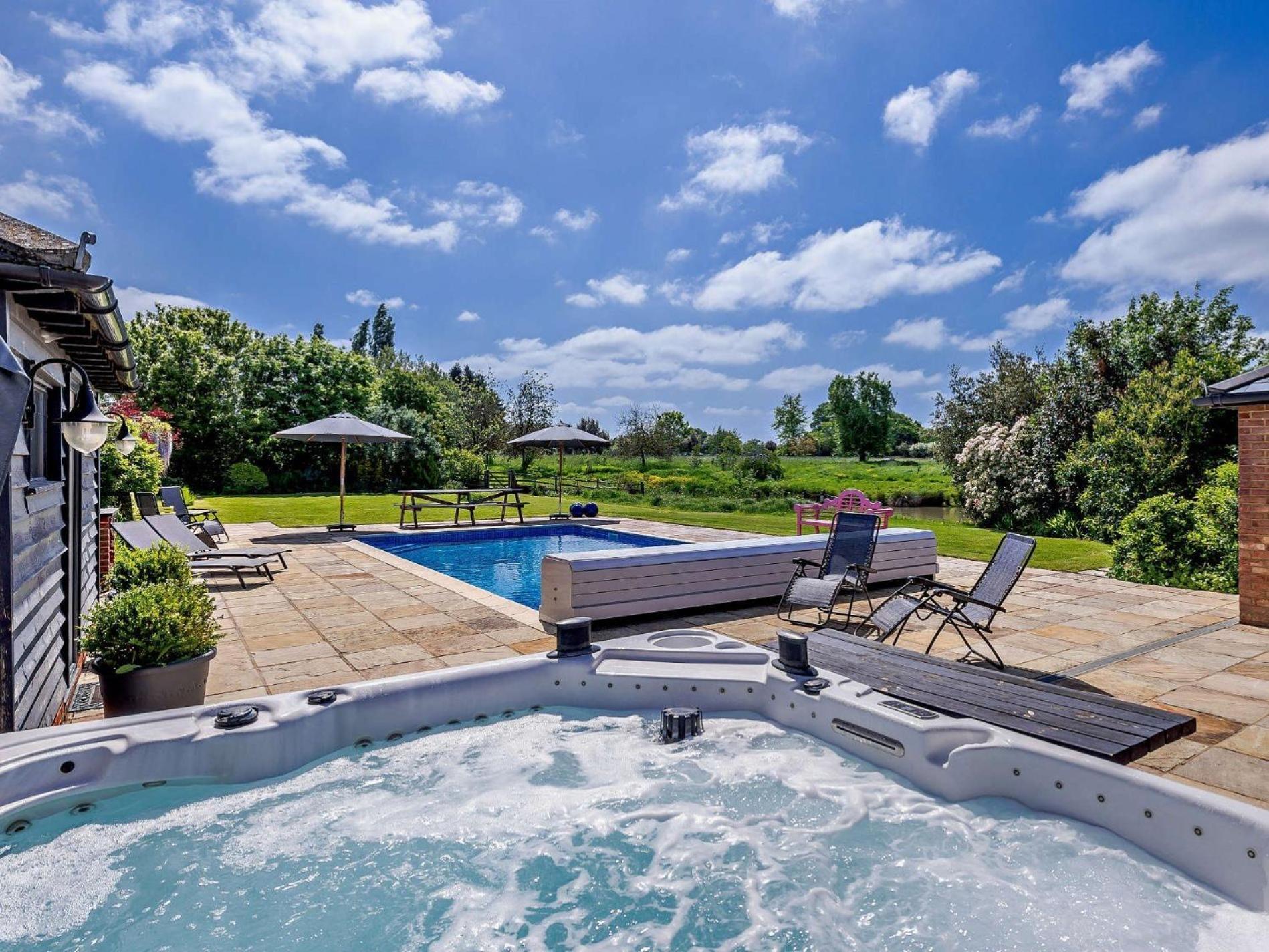 5 Bed In Smarden 76428 Villa Eksteriør bilde